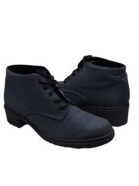 Toe Warmers Canada Made Grey Almond Toe Lace Up Low Heel Waterproof Ankle Boot